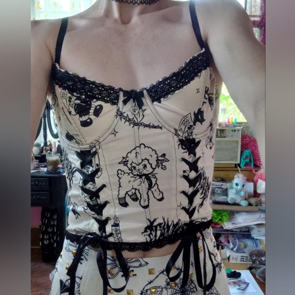 DK kawaii goth creepy cute dbl corset laced top & metal stud skirt set SOLD! - Picture 3 of 15
